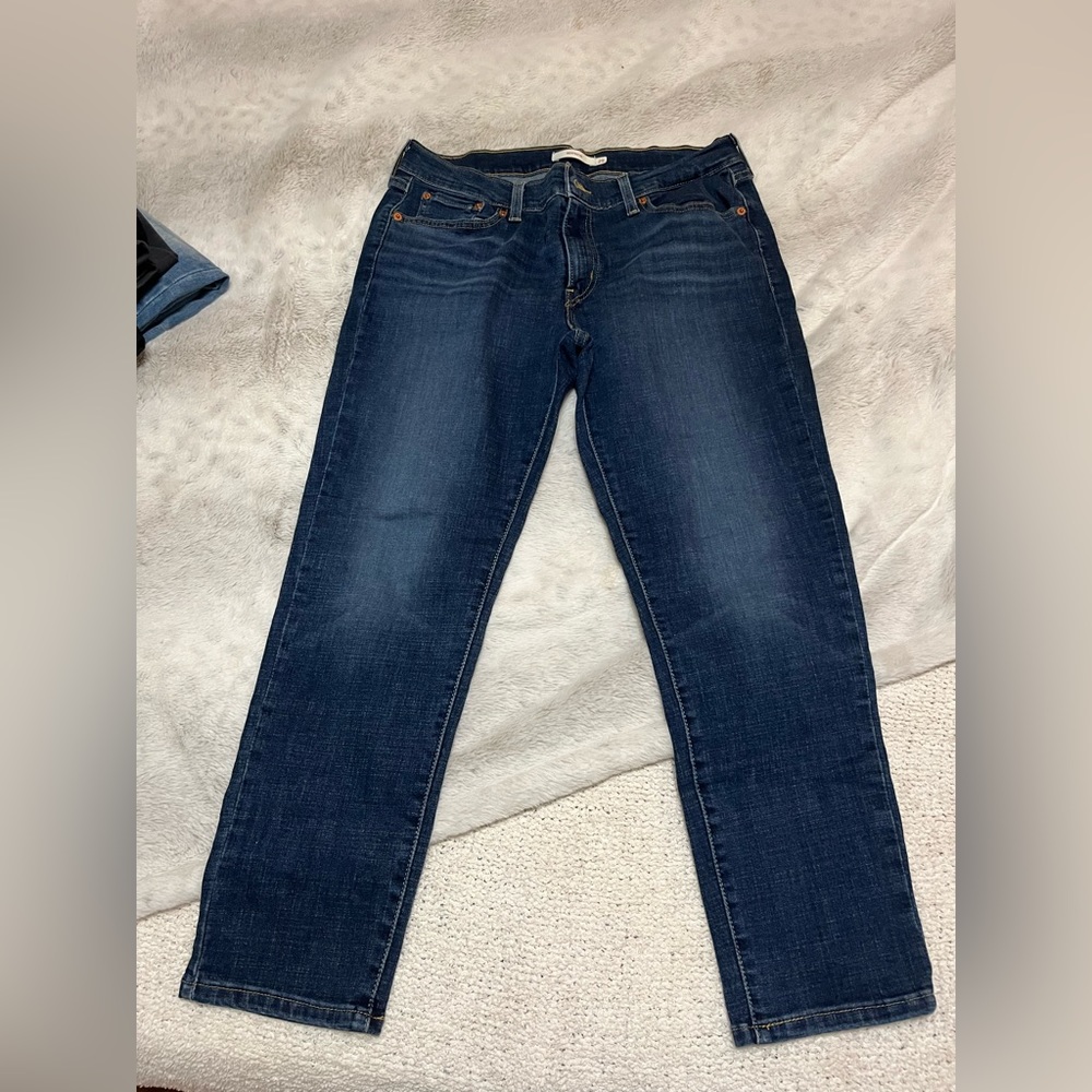Levi’s Boyfriend blue jeans size 29